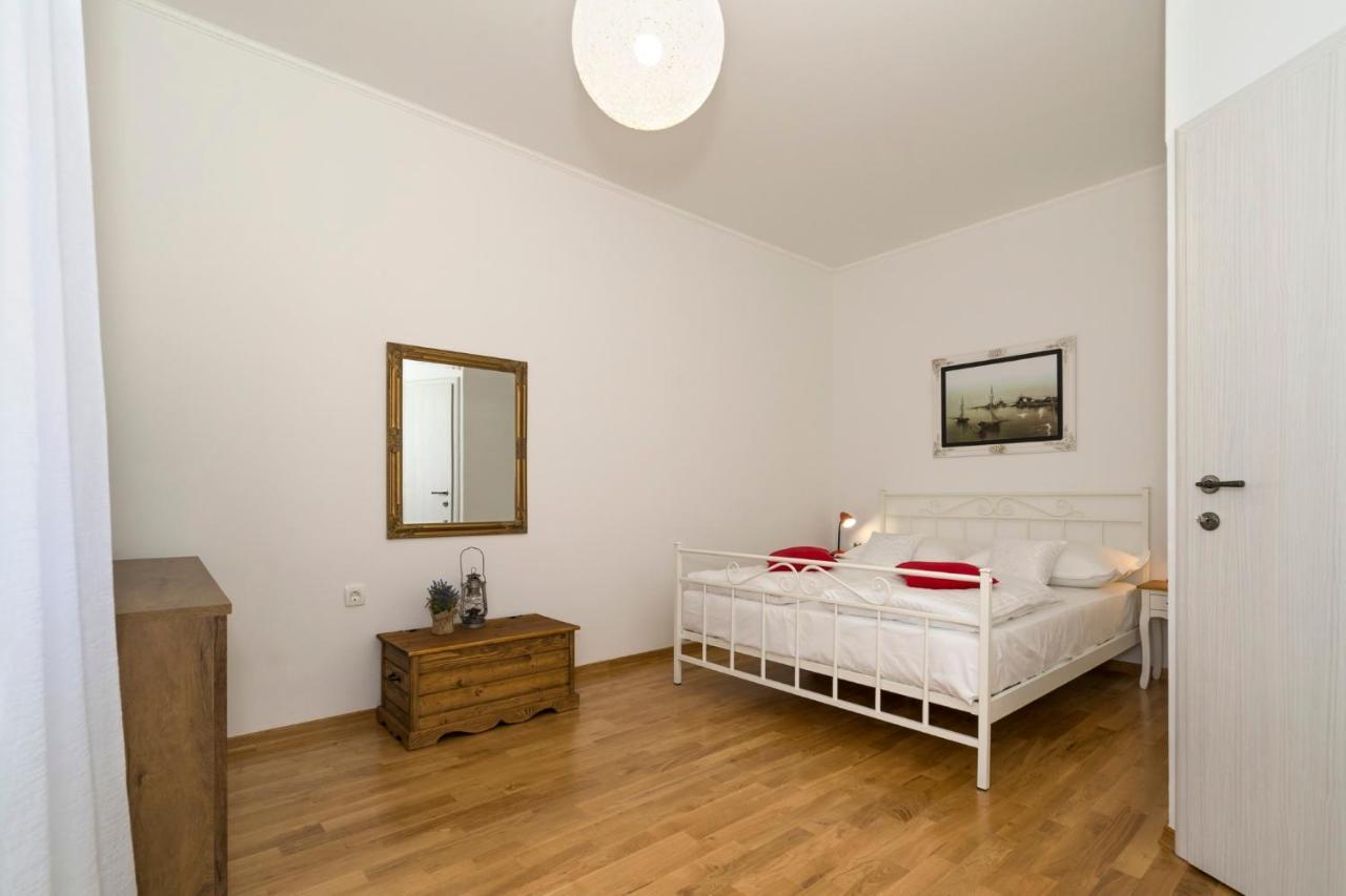 Apartment Dinka With Terrace Split Kültér fotó