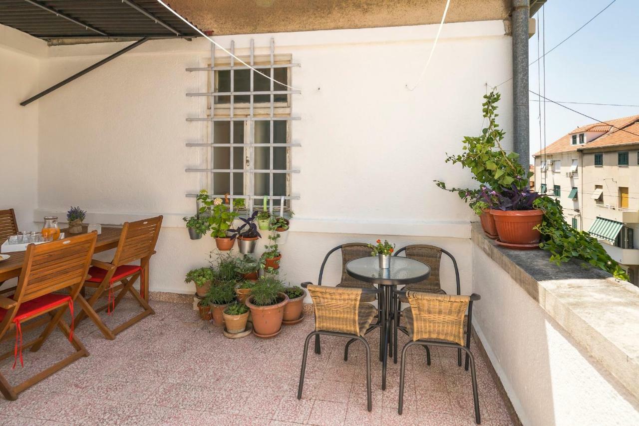 Apartment Dinka With Terrace Split Kültér fotó