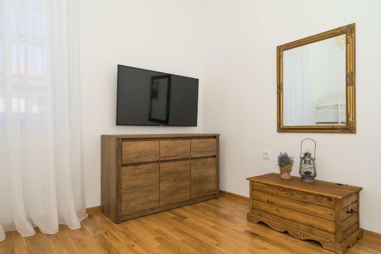 Apartment Dinka With Terrace Split Kültér fotó